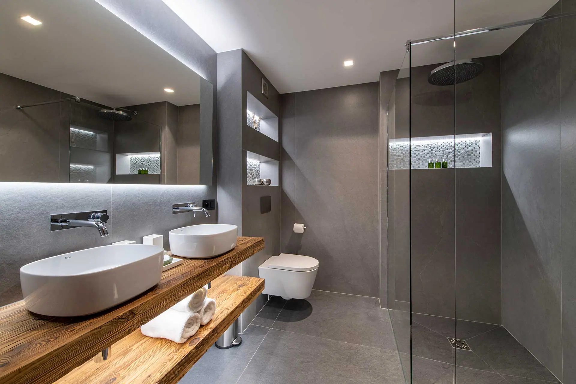 Les Sapins Bathroom